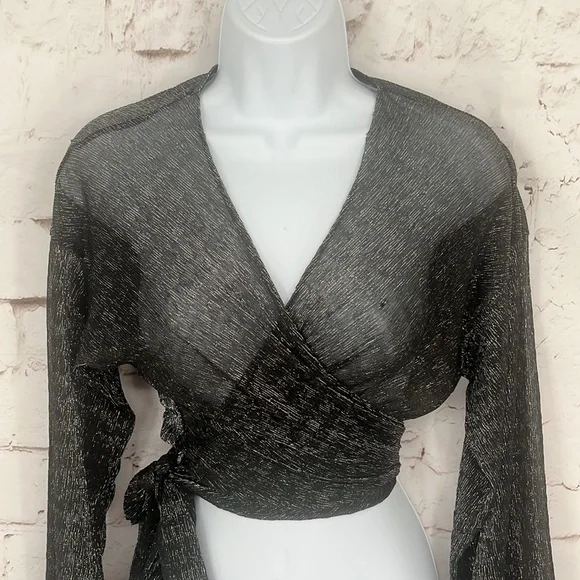 DIOSA Sheer Metallic Wrap Top, Size M - Picture 6 of 10